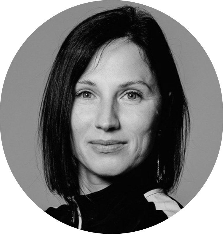    Какие упражнения согреют вместо пледа? Показывает эксперт (фото 1)