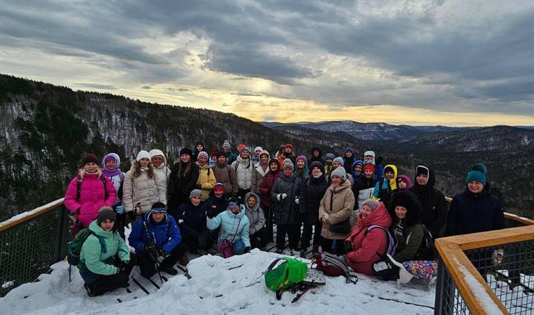     Красноярцев зовут в предновогодние походы