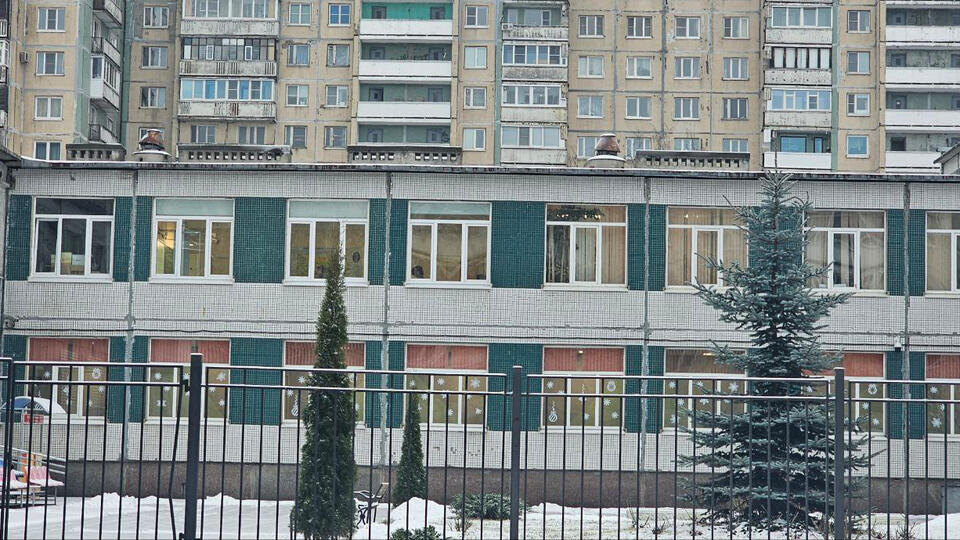     Школьник ударил ножом учительницу из-за плохой оценки в Петербурге ИЗВЕСТИЯ/телеканал «78»