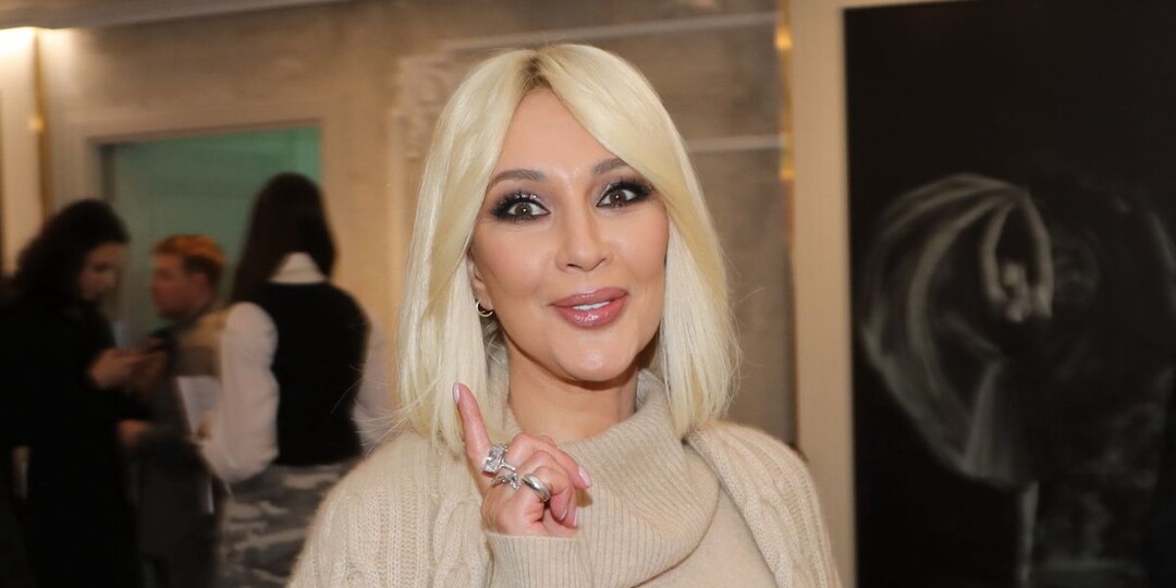 Спасла его от алкоголизма: Лера Кудрявцева с мужем и дочкой вышла на лед