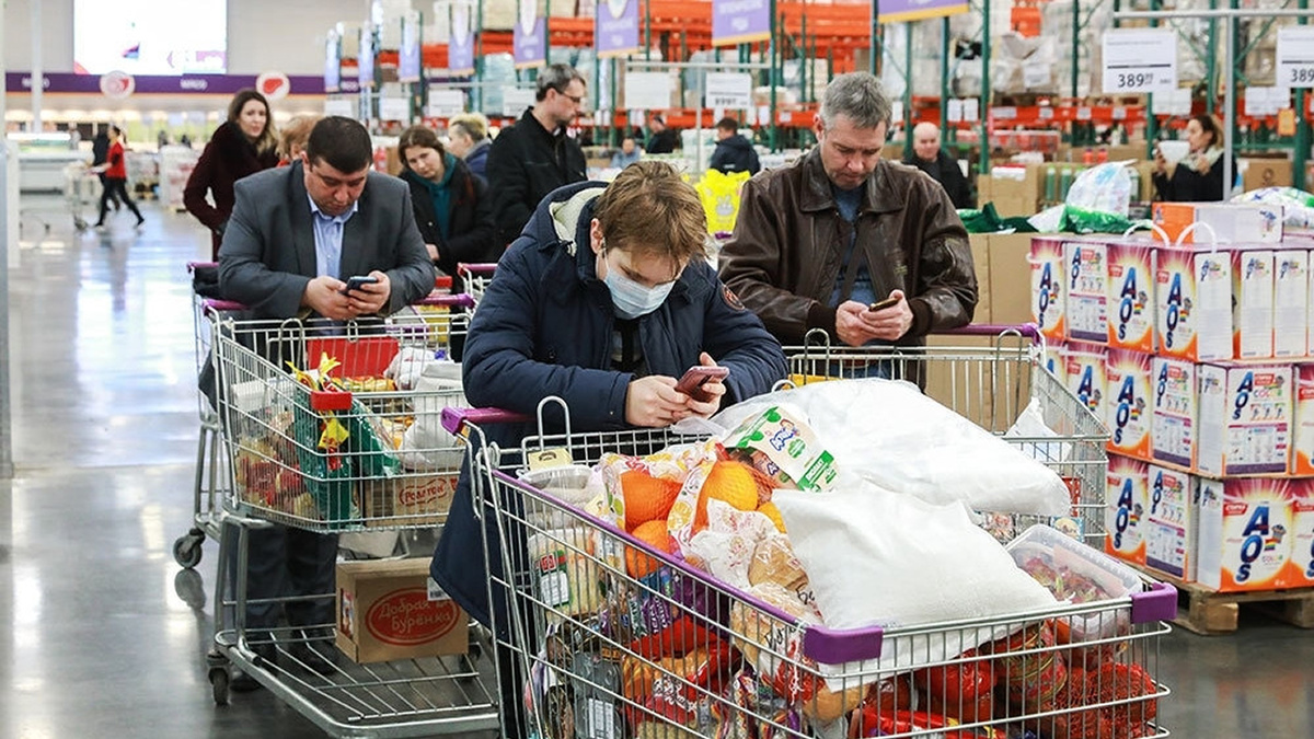 Праздник по повышенному тарифу: новогодний стол в России — уже предмет роскоши