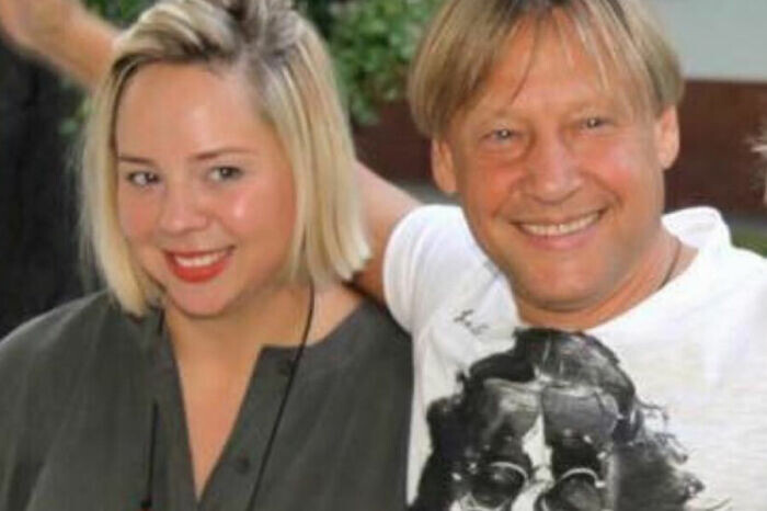 Александра Харатьян с отцом.