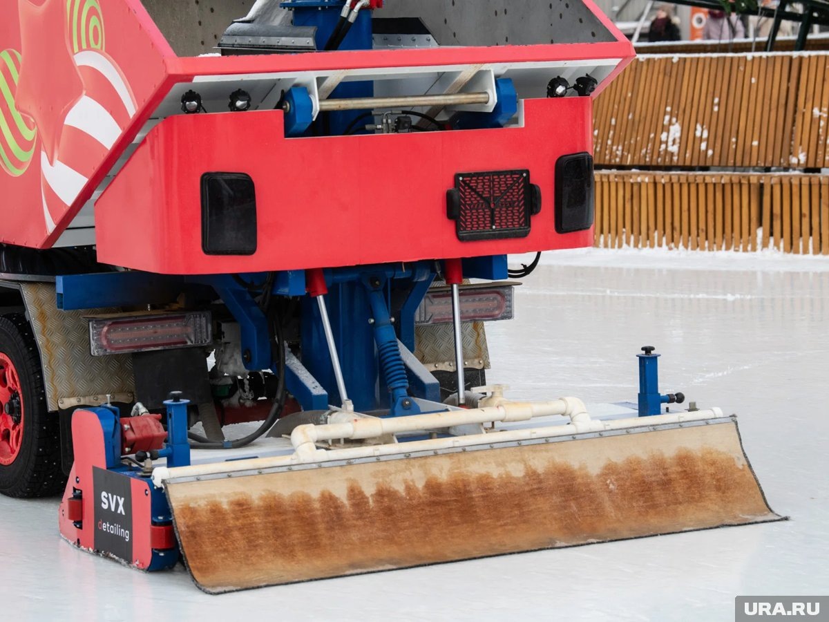     Дату начала работы катка пока не называют