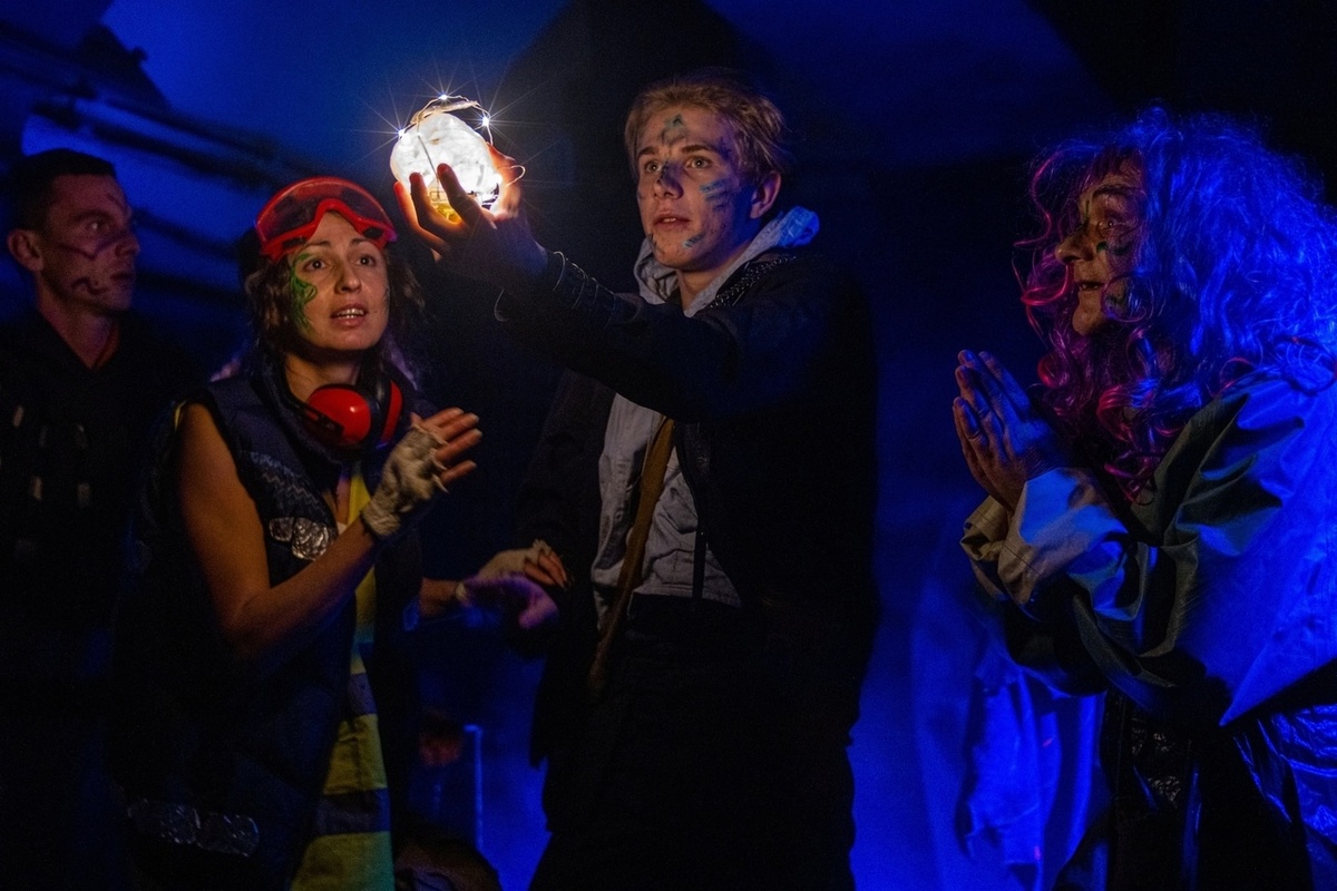 Спектакль «Новый год в подземелье троллей» // Фото со страницы театральной мастерской Play в ВК