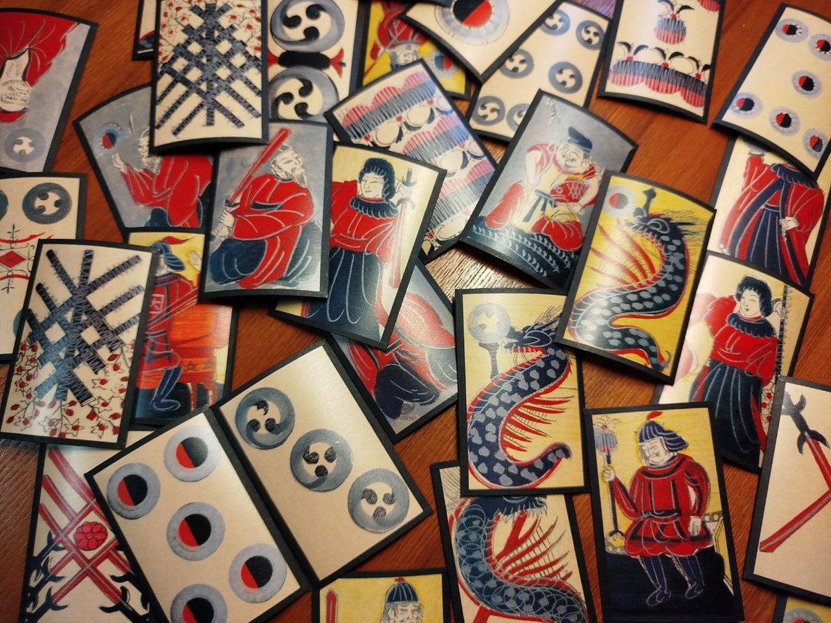 Унсун-карута производства компании О:иси тэнгудо.