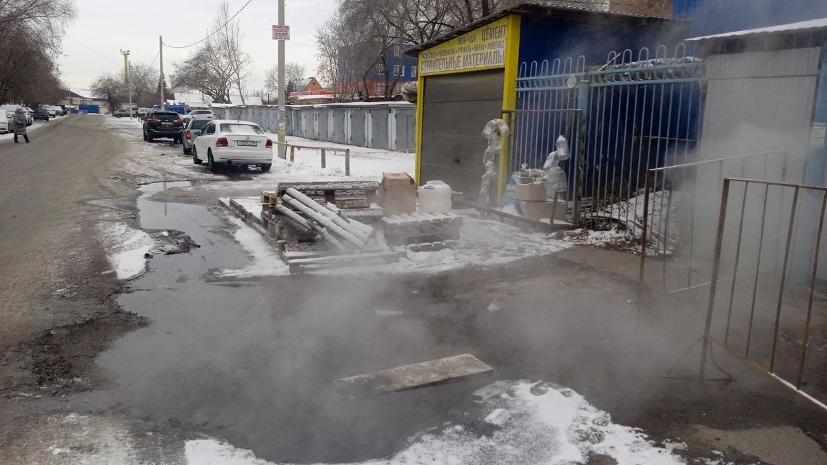 г.Омск ул.Марченко (около Ленинского рынка)  16.00