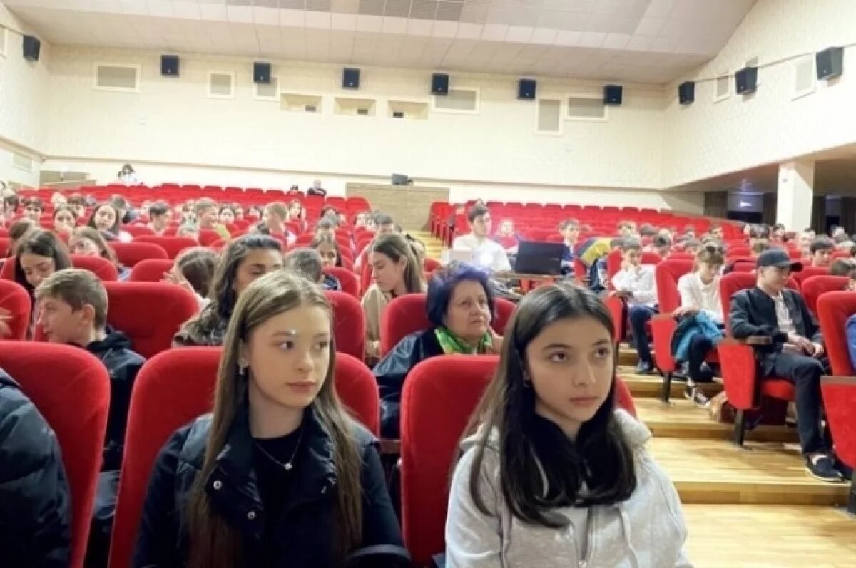    В Адыгее открыли Молодежный центр кинематографистов