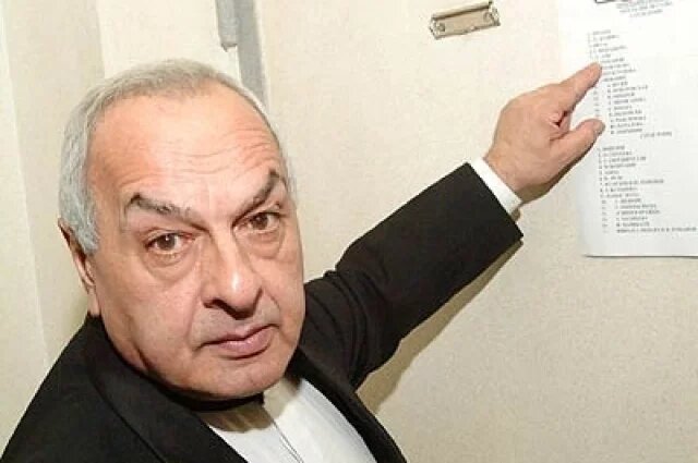    Левон Оганезов. Досье