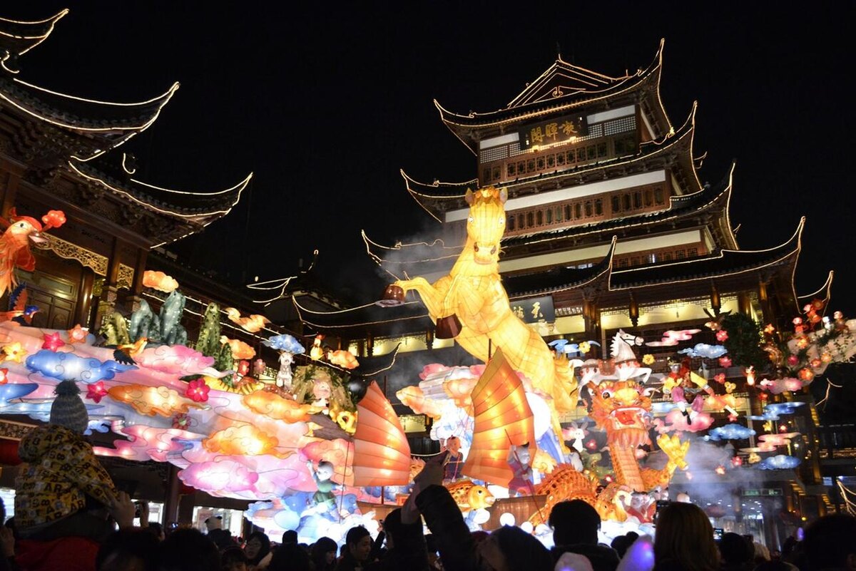    Новый год в Азии 123rf