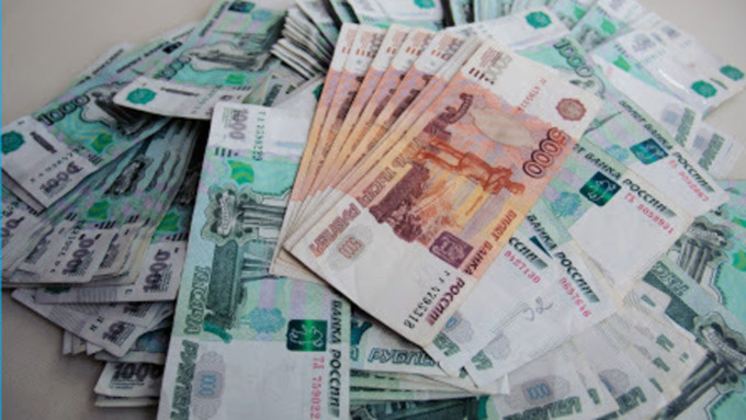 Налоговые долги в России достигли 3,3 трлн, приблизившись к дефициту бюджета