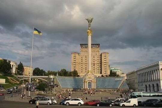    Киев готов провести выборы и отказаться от НАТО ради мира