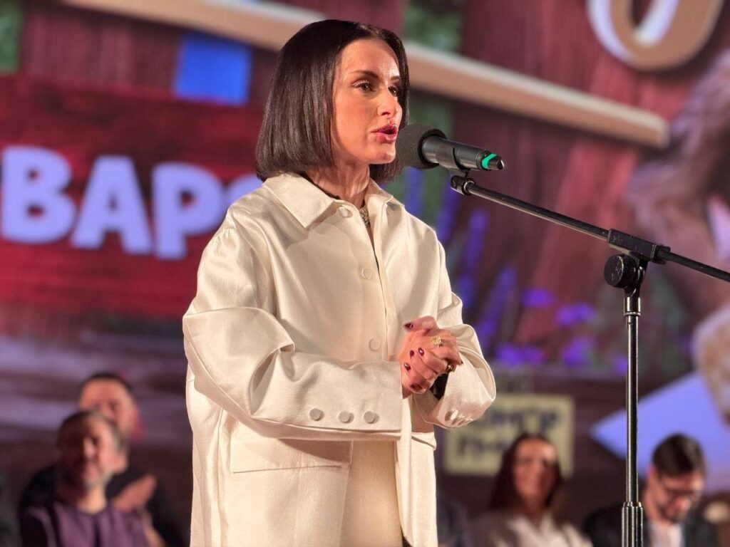     Тина Канделаки    
Фото: Такие медиа/ Елена Приезжева Алисия Гасица