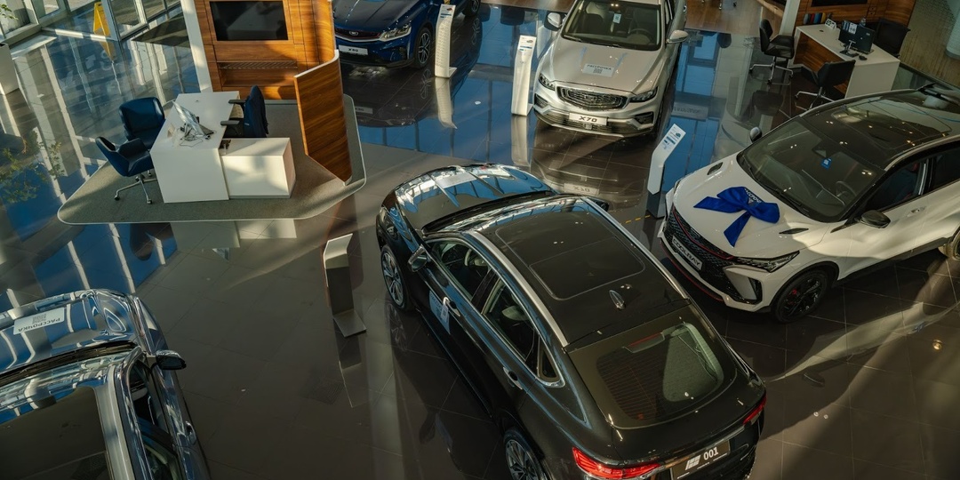 Автомобиль под ёлку: почему всё больше россиян дарят машину на Новый год