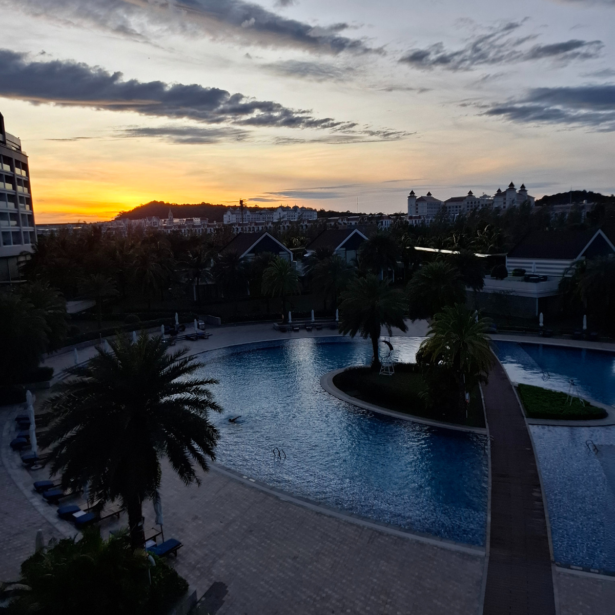 Последнее утро. Восход солнца.