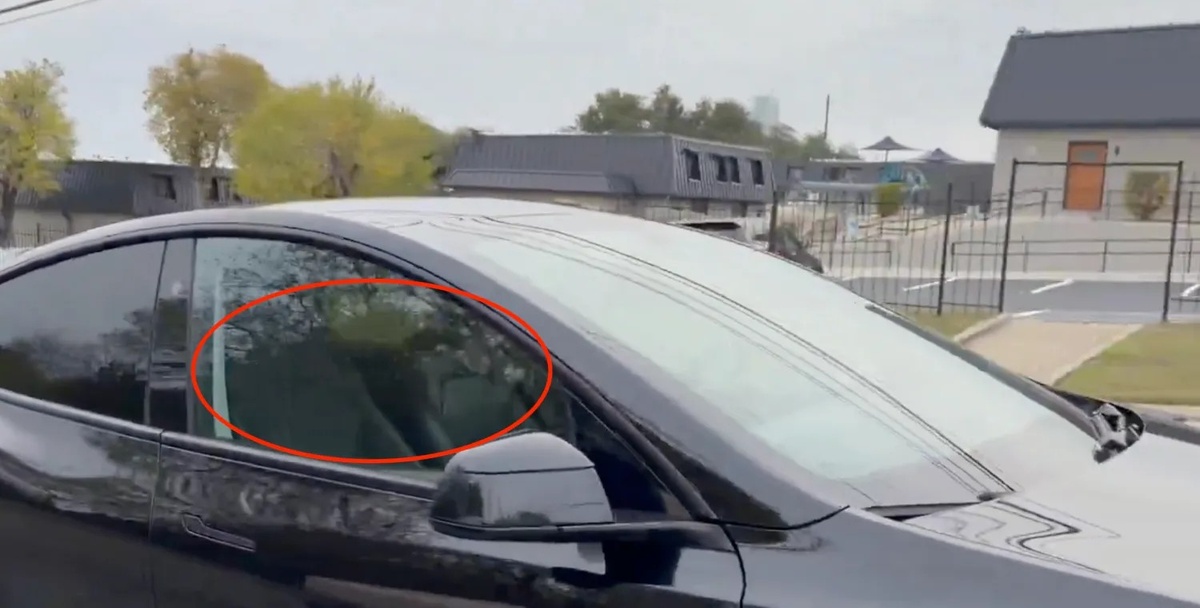 Фото Electrek  📷
