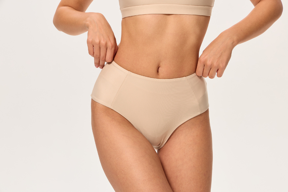 Для многих женщин лазерная эпиляция становится психологической точкой опоры, меняя отношение к себе и своему телу.