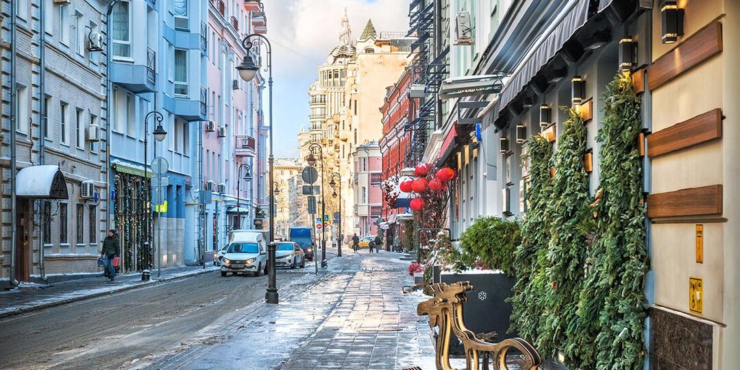 Уже не премиальный гастрокластер: на Патриарших за год закрылось 15 кафе