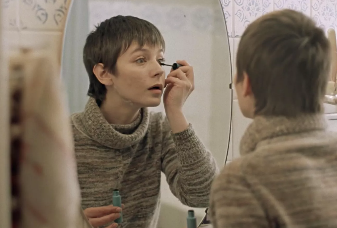 Кадр из фильма «Зимняя вишня» 