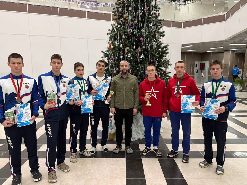 Сборная команда Кадетского корпуса по плаванию. Санкт-Петербург. Пансион воспитанниц Министерства обороны Рссийской Федерации. 2025 год.