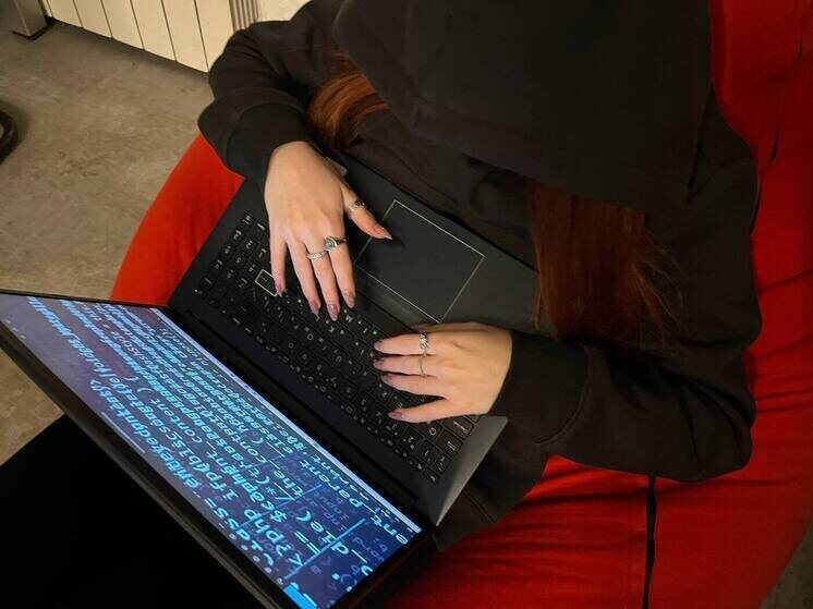     Аферисты звонят в банк и говорят, что потеряли телефон. Фото: архив МК в Питере