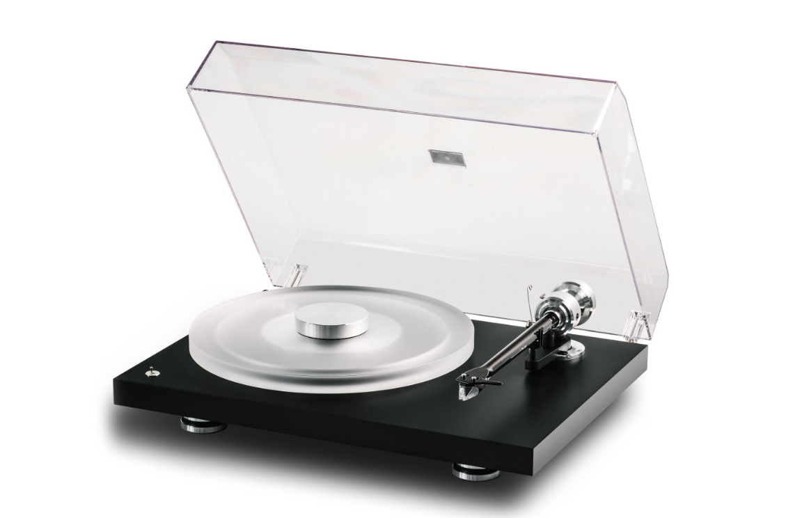 Картинки, как водится, взяты из доступных источников в интернете. 