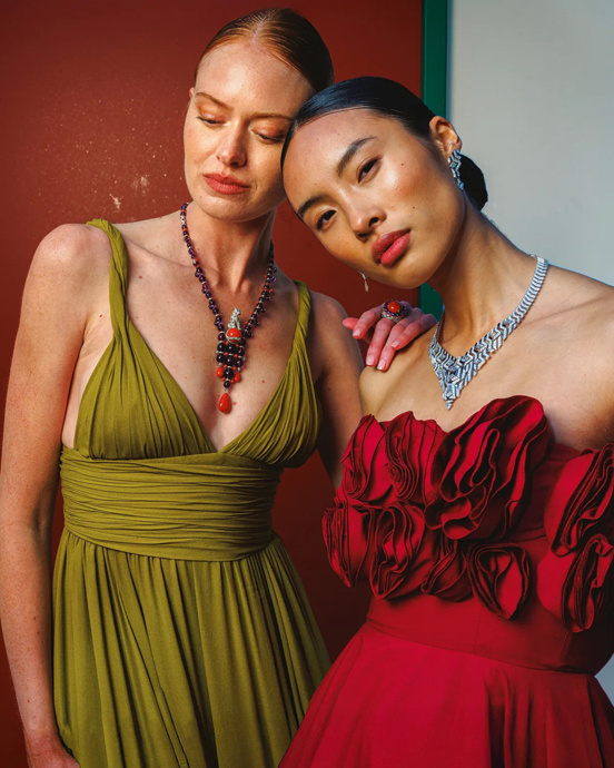 Премьера коллекции En Équilibre состоялась в Стокгольме, а затем продолжилась в Пекине (3 фото)