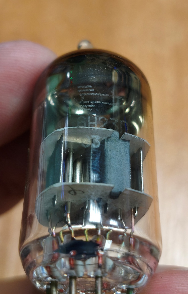 Радиолампа 6Н23П КРЛЗ "Восход"