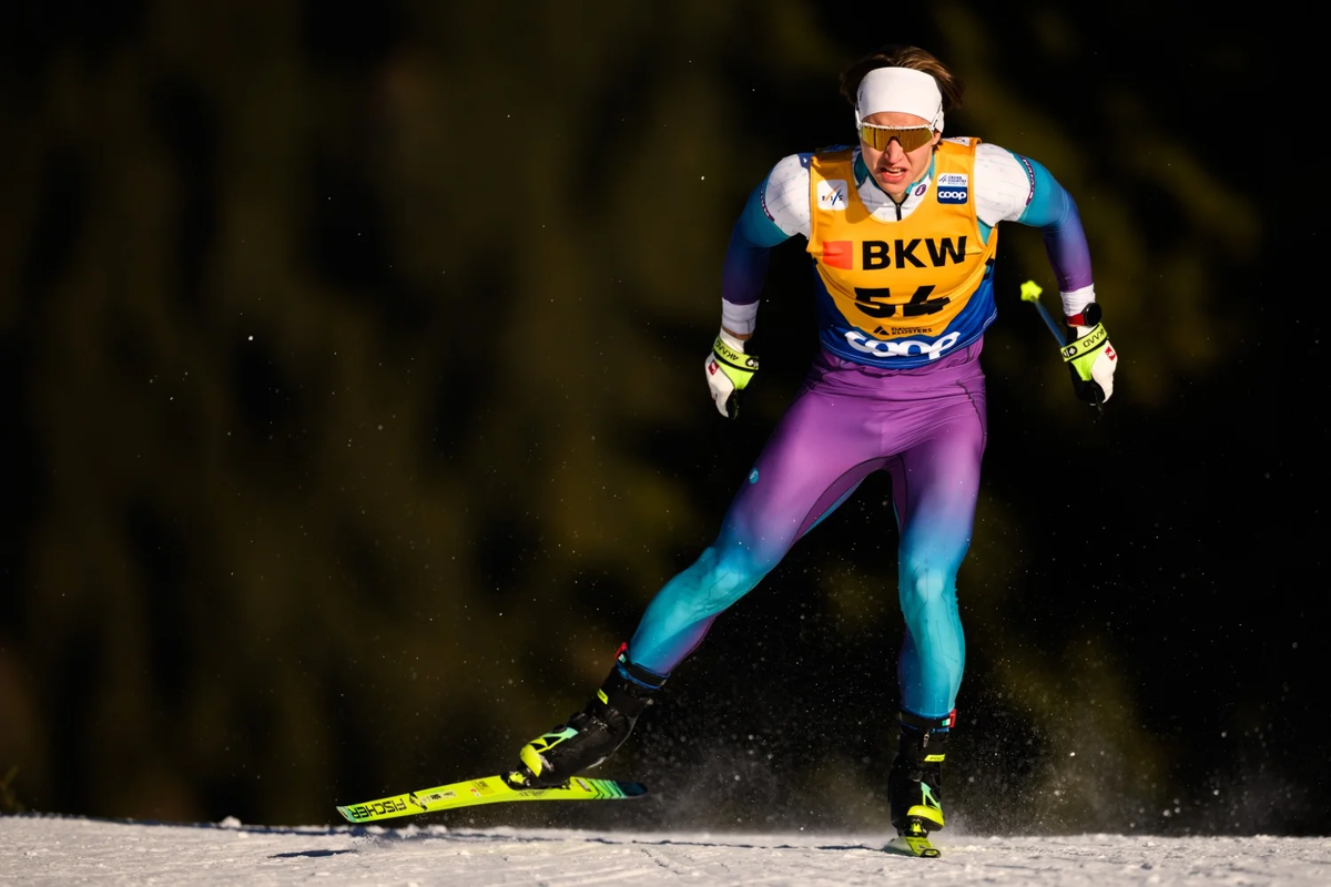 Швейцария. Давос. Кубок мира по лыжным гонкам. Мужчины. Спринт 1,5 км. Свободный стиль. Савелий Коростелев на дистанции (Фото Zuma·TASS)