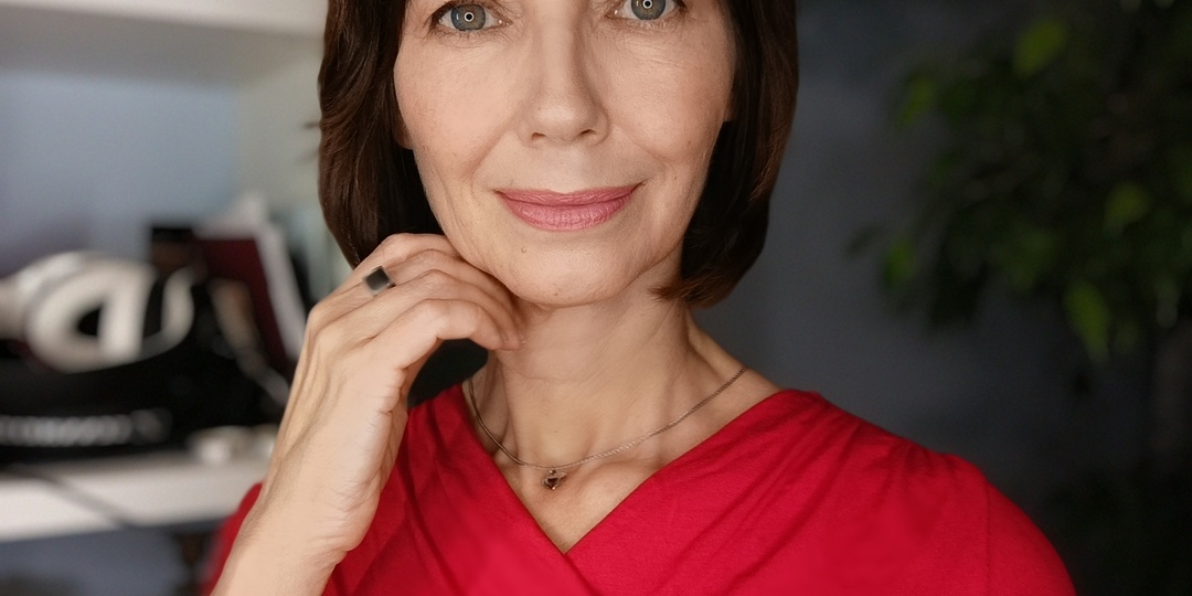 Что подарить женщине на Новый год: 5 идей стильных подарков которые выглядят роскошно