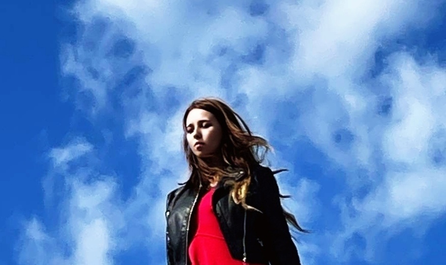 К сильным женщинам часто липнут нарциссы