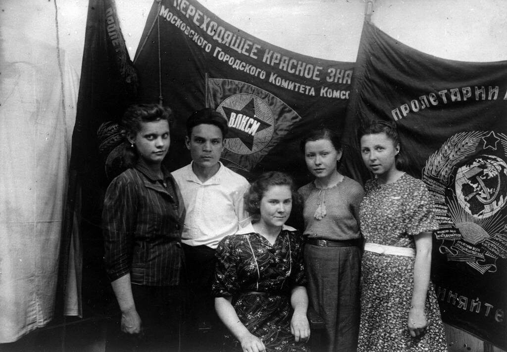 Московский Комсомол, 1930-е годы. фото из rg.ru