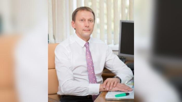 Главу фонда ОМС Самарской области Владислава Романова объявили в розыск