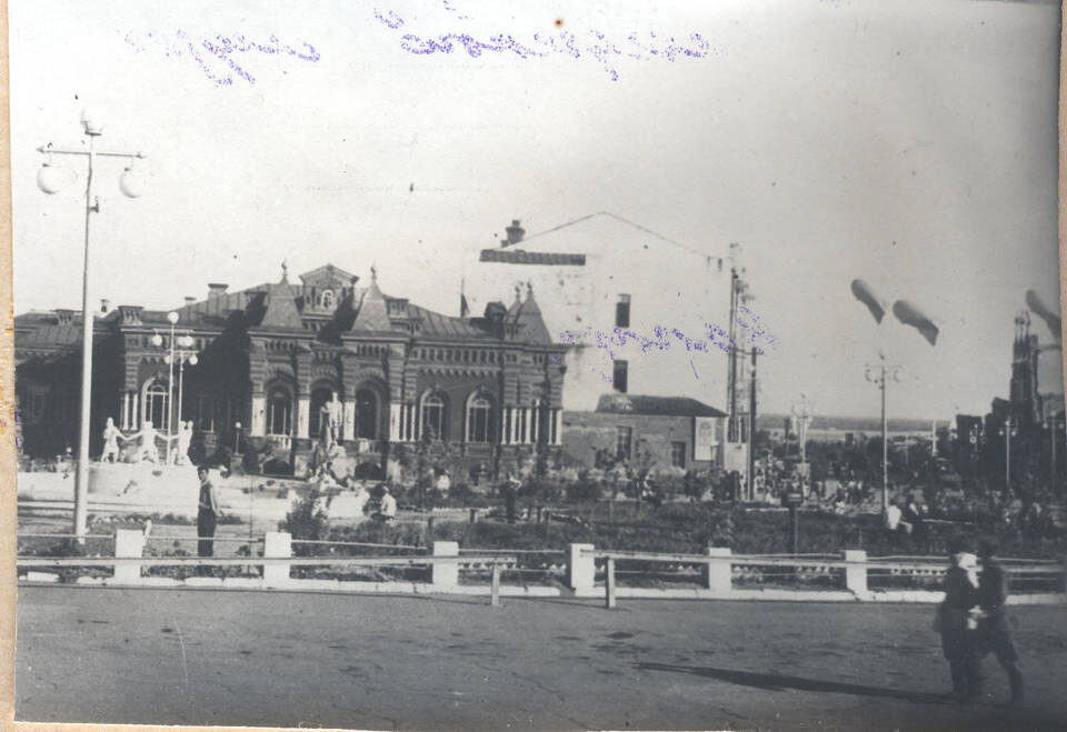    ​Фотографии предоставлены Государственным архивом Волгоградской области.