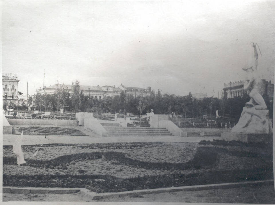    ​Фотографии предоставлены Государственным архивом Волгоградской области.