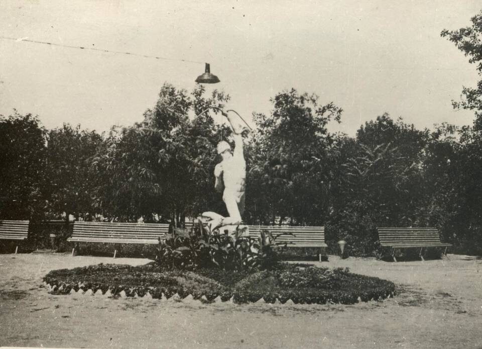    ​Фотографии предоставлены Государственным архивом Волгоградской области.