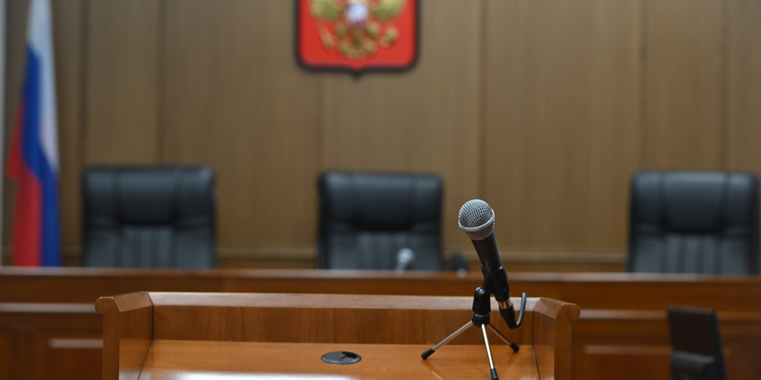 По мелочи: сотрудница ПВЗ в Новой Ляле подворовывала целый год