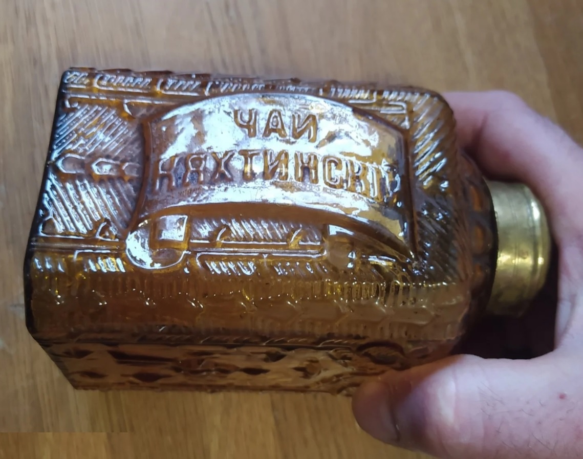 В таких чайницах хранили и продавали чай в старину