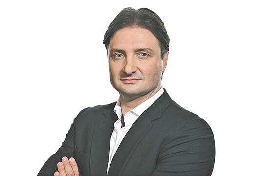    По законам мирного времени