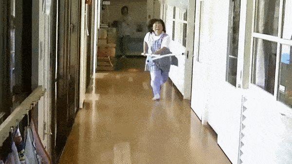 Не знаю. Я бы напугался. )))