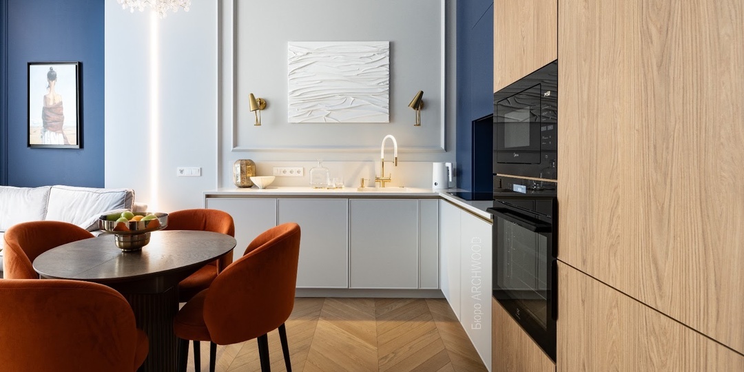 Когда интерьер становится продолжением личности. Яркая евро-трешка 54,5 м² в Москве.