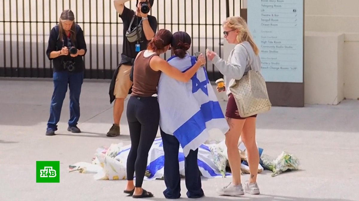    Сиднейские террористы сказали семье, что пошли на пляж рыбачить