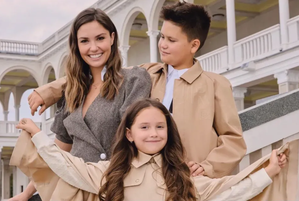 Агата и её дети фото из открытого источника яндекс картинки