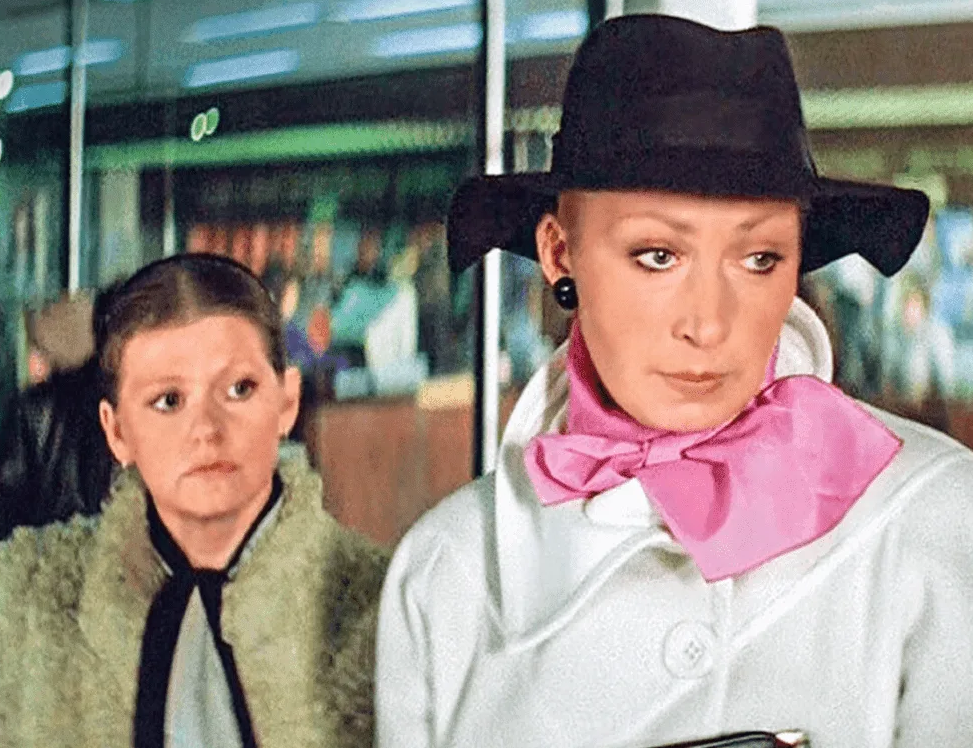 Встреча Нади и Сусанны.