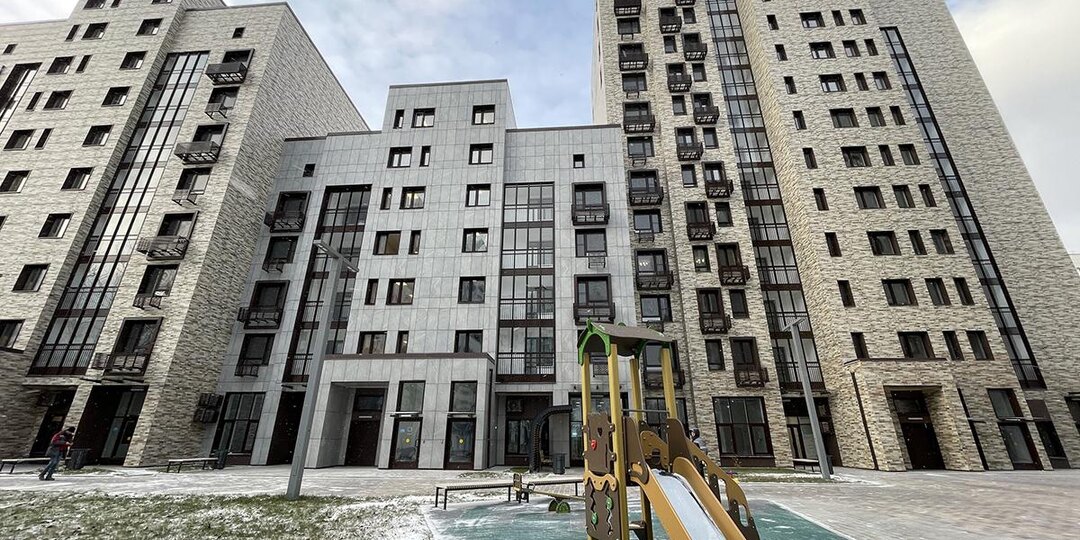 Эксперты оценили рост числа сделок в новостройках России за год