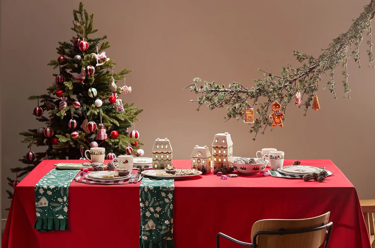 Нужен другой подход: не «повесить всё, что есть», а встроить праздник в существующий дизайн. Ниже работающие приёмы, которые помогают сделать дом новогодним и фотогеничным. 