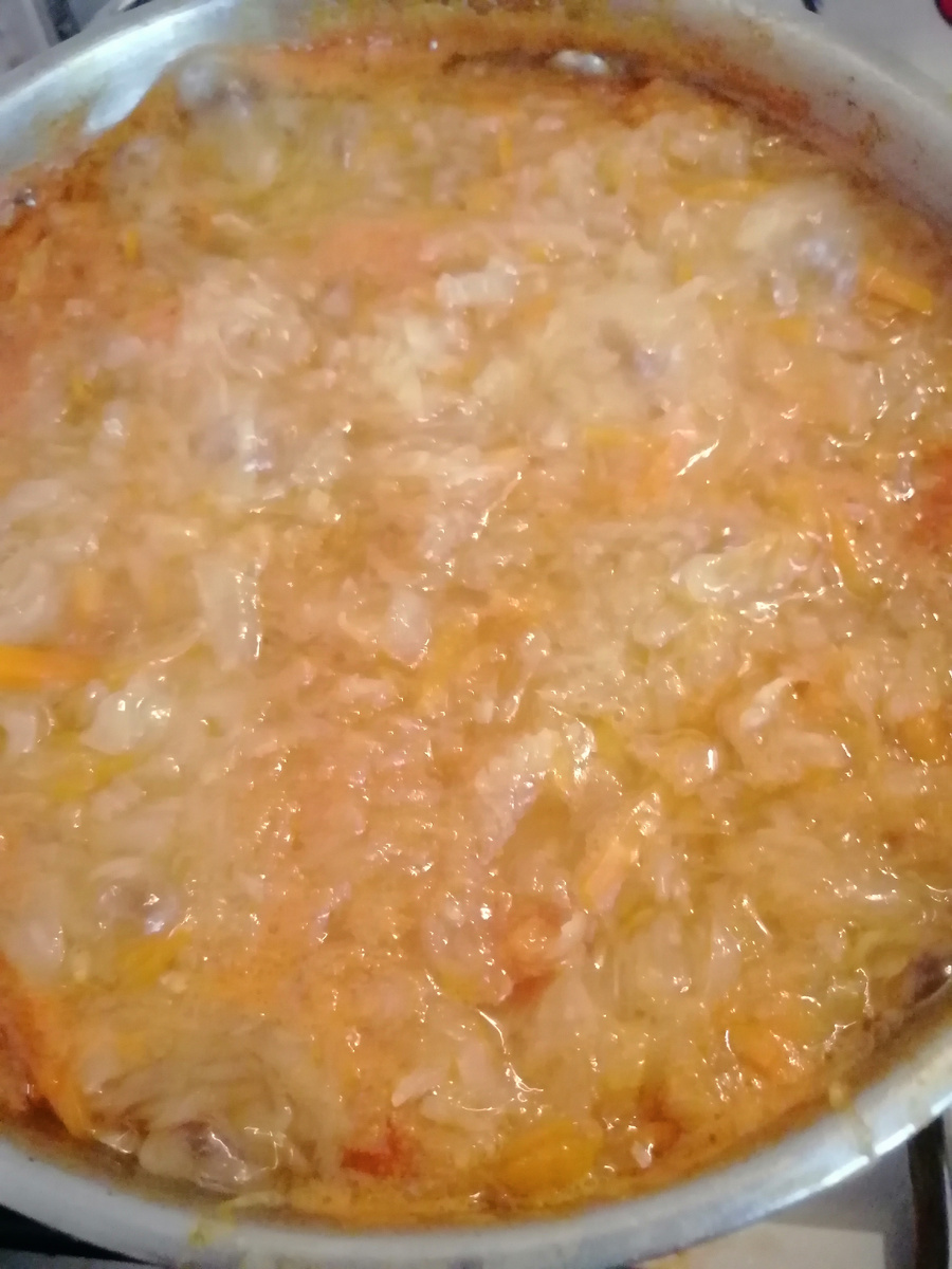 Капуста кислая.