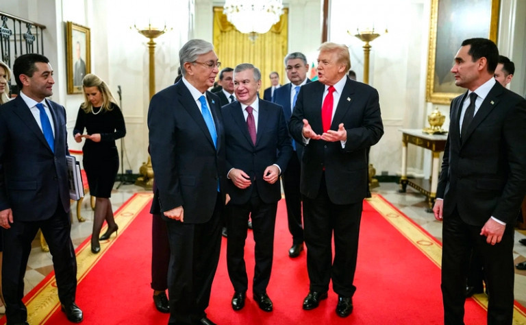 Дональд Трамп принимает в Белом доме лидеров стран Центральной Азии, 6 ноября 25 года. 