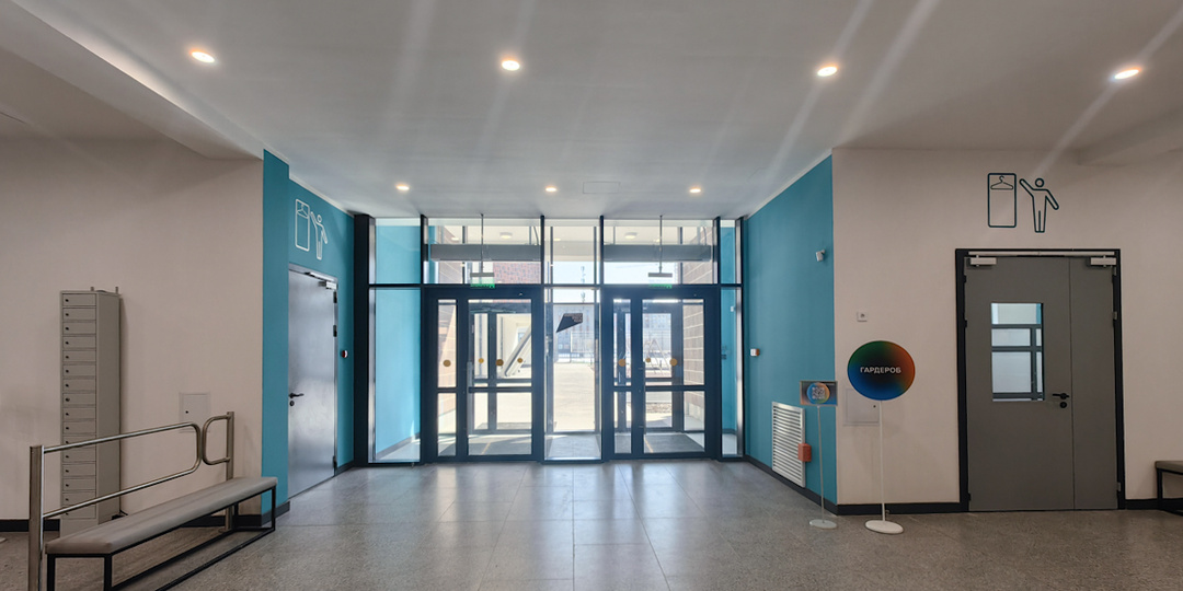 В Екатеринбурге из-за «Водоканала» ученики гимназии повторно ушли на дистант