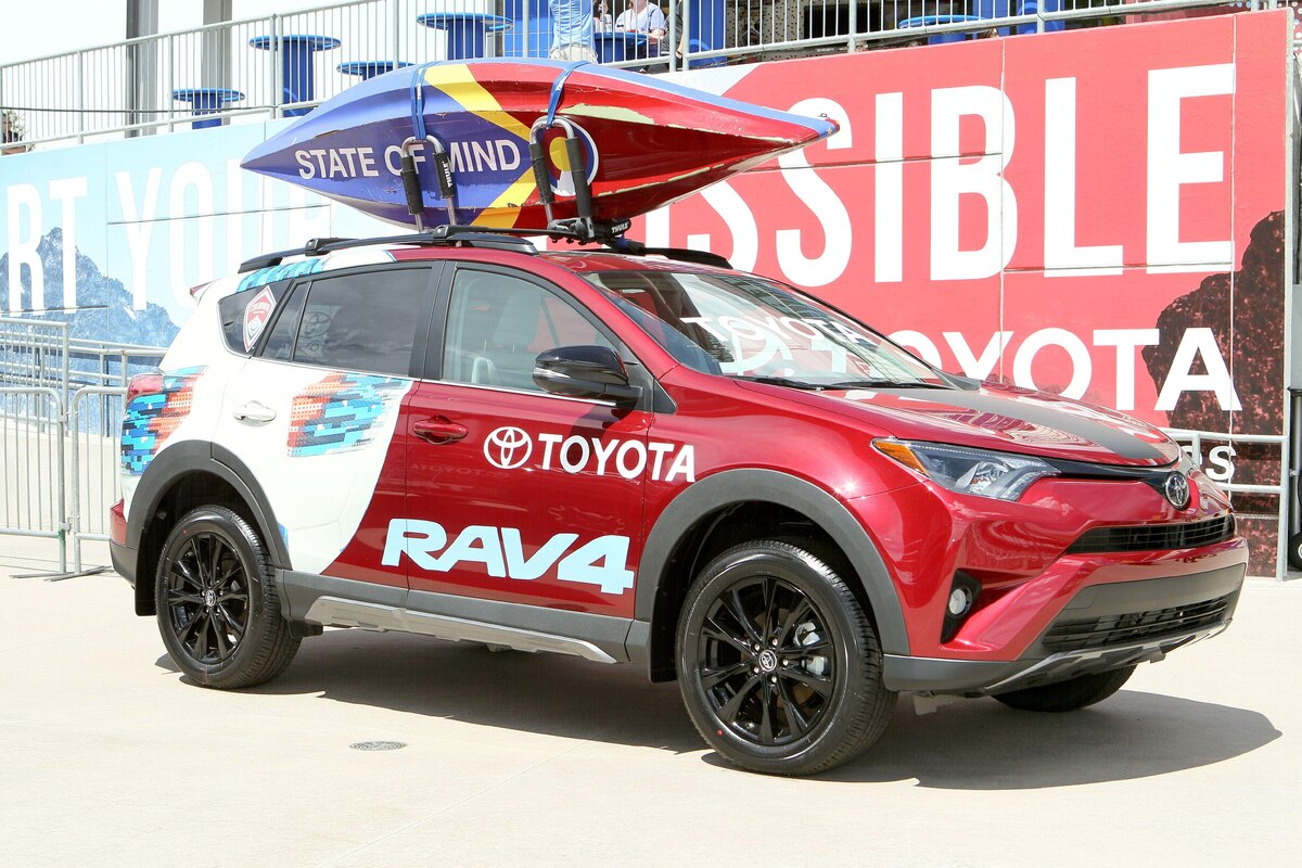 , фото: ZUMA Press, Inc.📷Toyota RAV4 2018