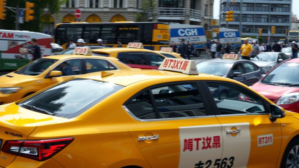    Какой корейский авто до 160 л.с. лучше всего выдерживает московские пробки и такси-режим